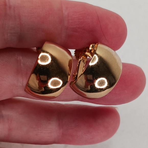 Vintage Napier Pat. No., Classic Goldtone Wide Hoop Screw Back Earrings, 1960s - Picture 1 of 17